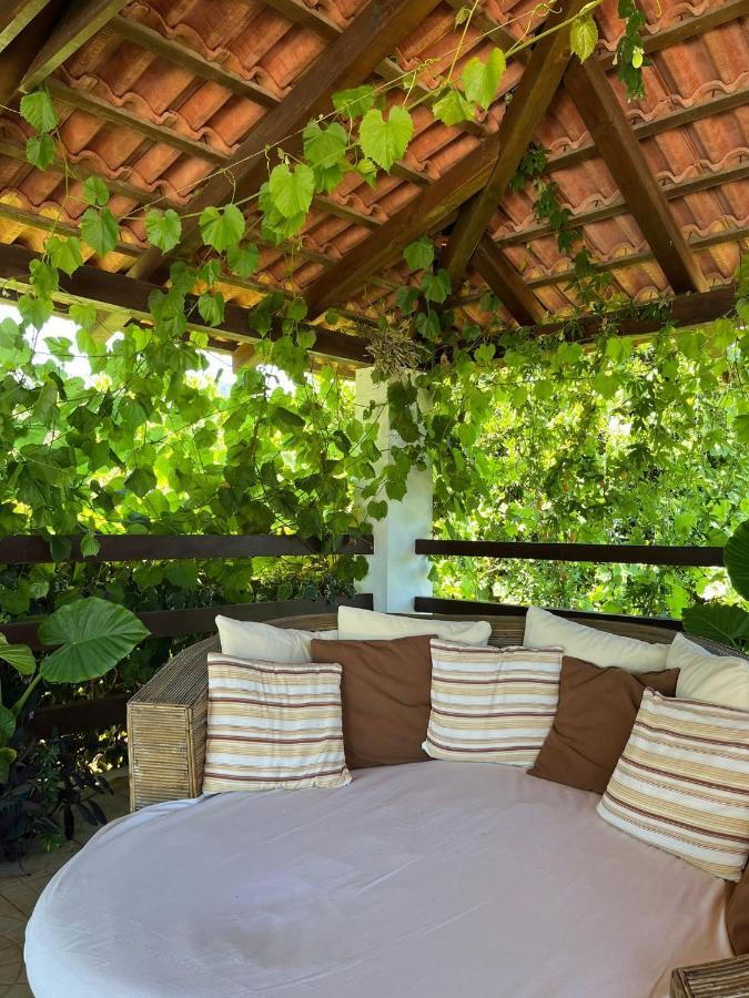 Apartment With Swimming Pool Йелса Екстериор снимка